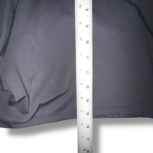 ATHLETA Alyson Felix Legend Shortie - Black 2X - Picture 7 of 11